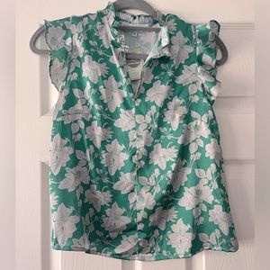Just Bellina Green Floral Sleeveless Ruffle Blouse Blouse NWT Size Small